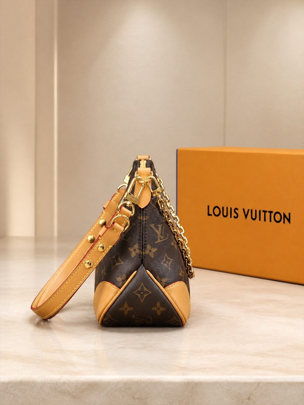 Louis Vuitton Boulogne Gold Chain Purse in Monogram Coated Canvas - Picture 3 of 9